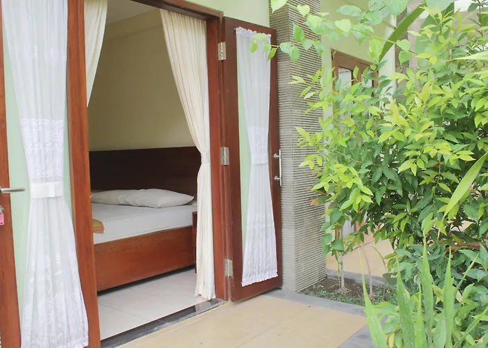 Hotel Oyo 90311 Damai 2*